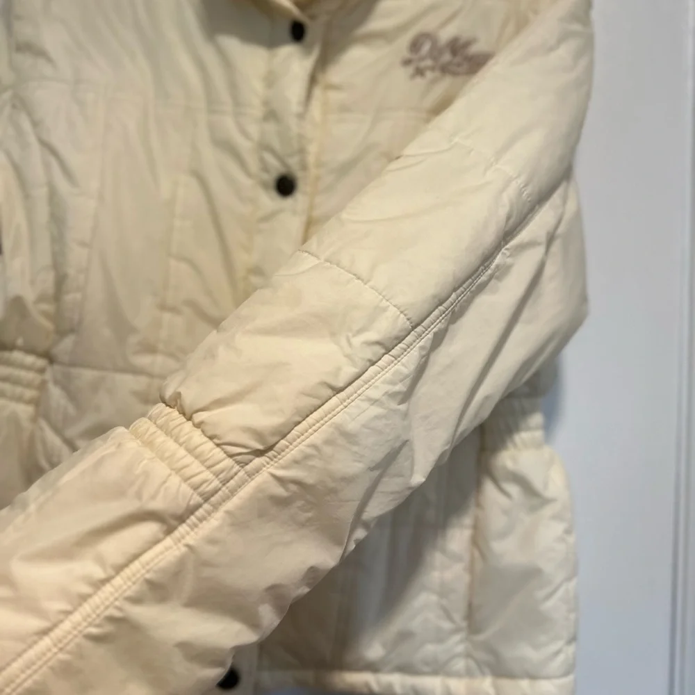 VTG Y2K Def Jam University ‘84 Women’s Sz: XL Cream Full Zip PufferJacket.